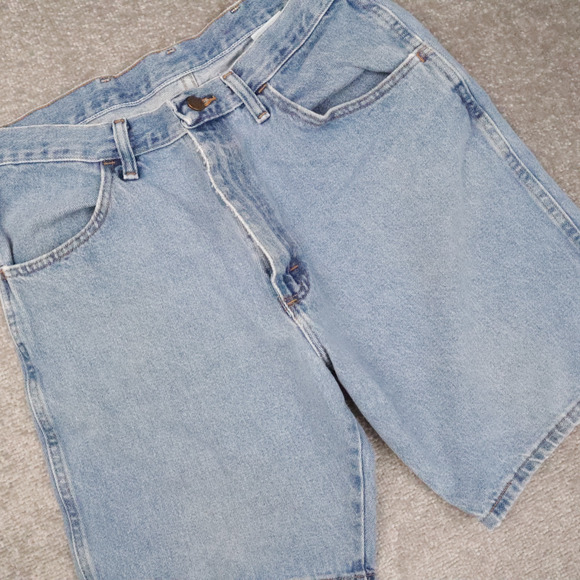 VTG 90s Rustler 34x8 Light Wash Blue Denim Jean Shorts Jorts - Picture 9 of 12
